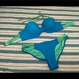 Victoria’s Secret Bikini. Top-34B, Bottom-Sm.